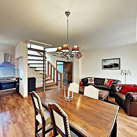 Apartament Charming In The Heart Of