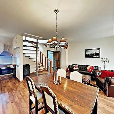 Charming In The Heart Of Apartment Bansko